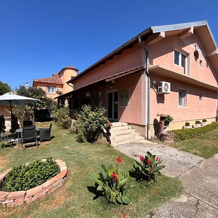 Zen House Apartament Borca